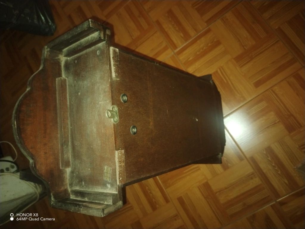 Relógio de parede a corda