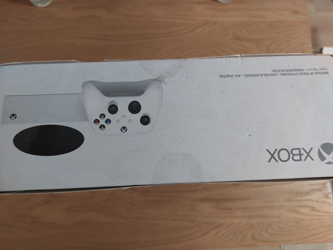 Xbox Series S +game pass ultimate 24 msc
