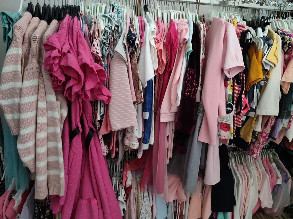 Ubrania odzież dla dzieci i niemowląt po likwidacji butiku