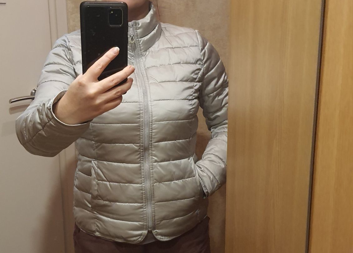 Куртка жіноча курточка вітровка