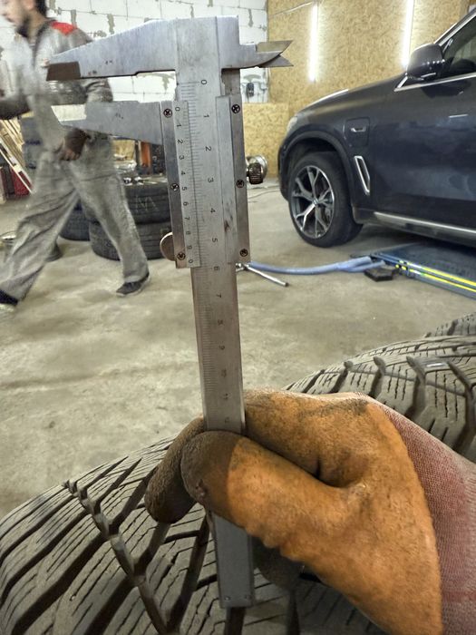 Оригінальні диски на BMW з зимовою гумою