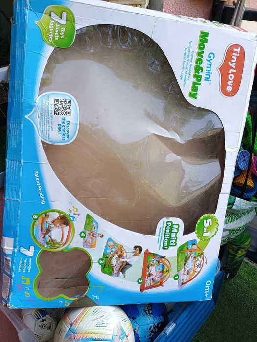 Mata Tiny love edukacyjna plus zestaw zabawek
