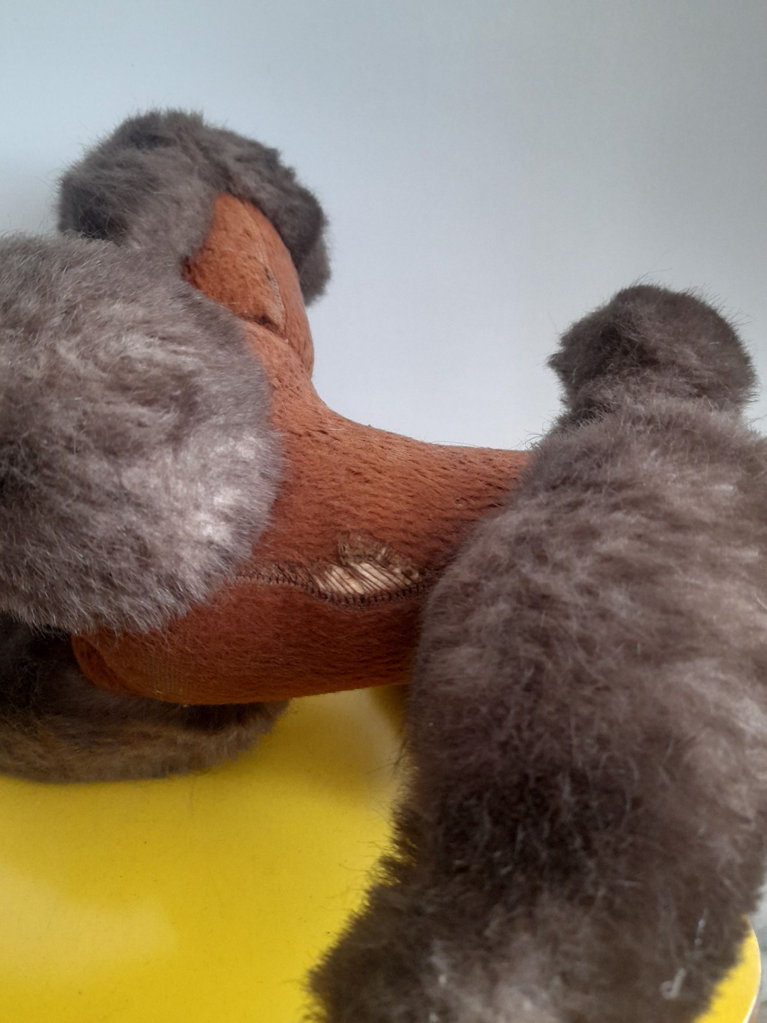 Cão "poodle" de peluche vintage