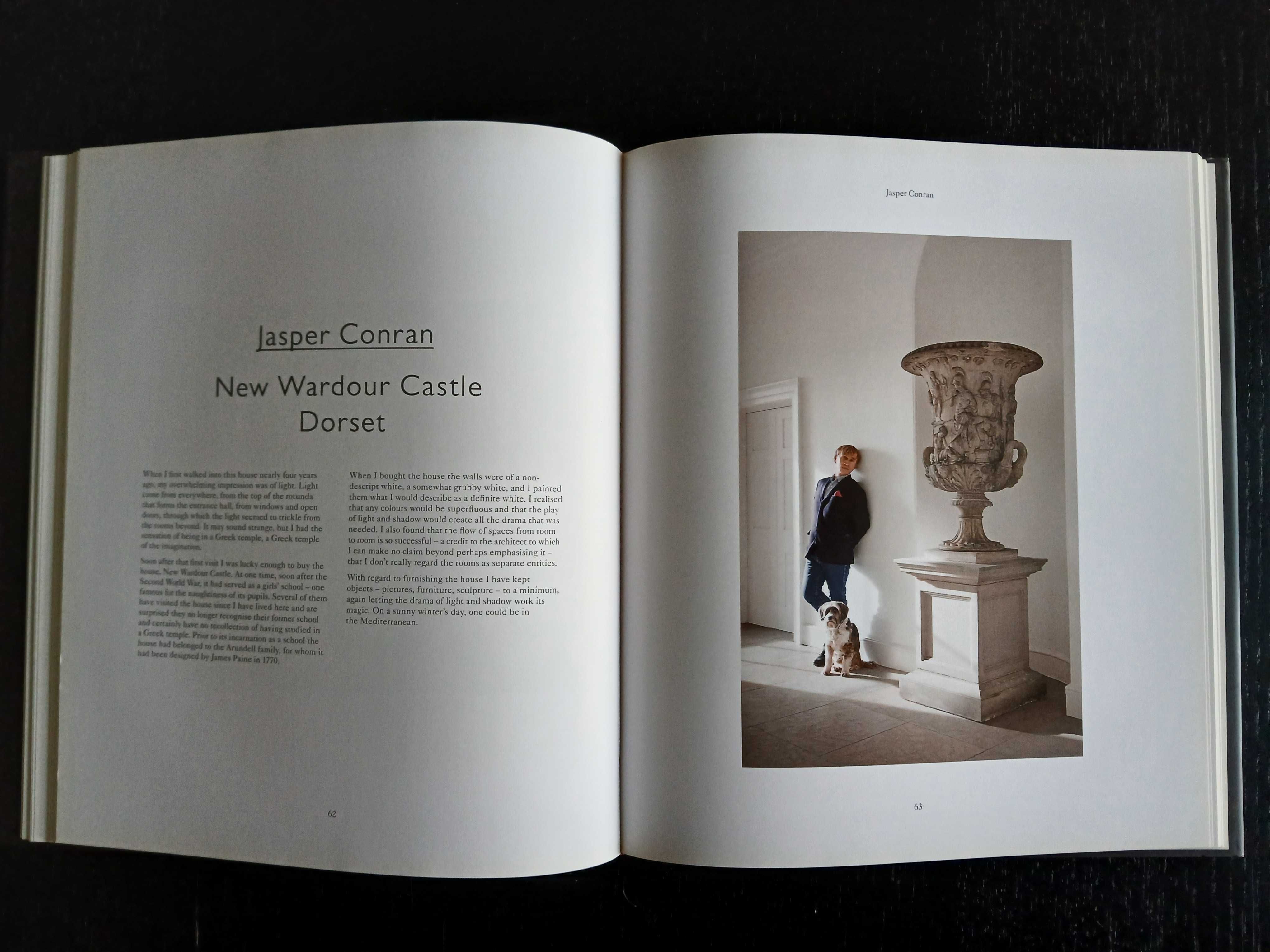 Livro "An English Room"