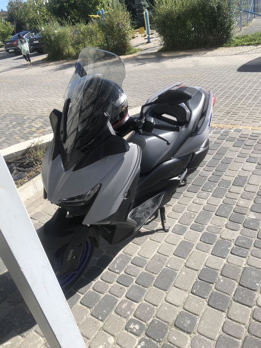 Yamaha x-max 300