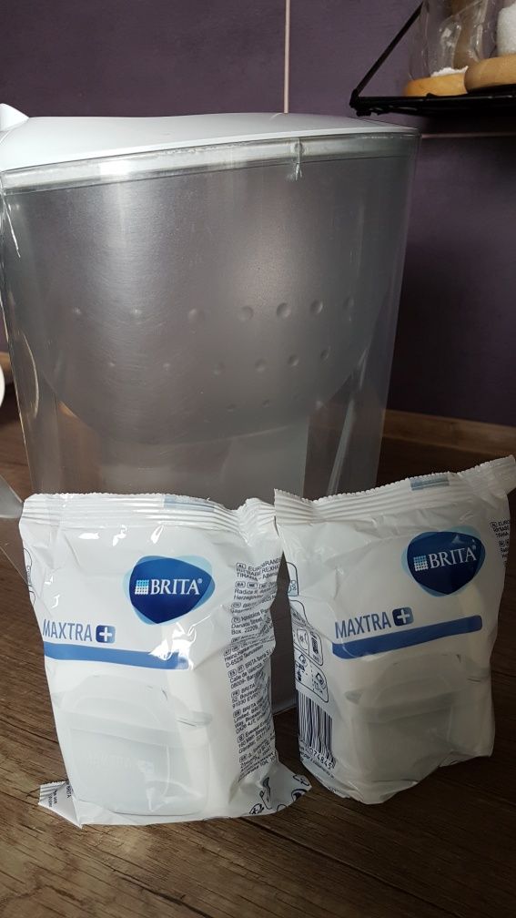 Dzbanek Brita + 2 wkłady