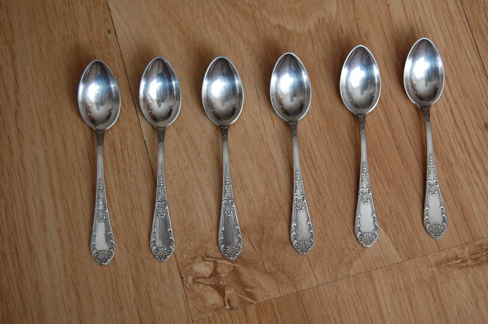 Małe łyżeczki 11 cm, Hefra wzór romański, platerowane.