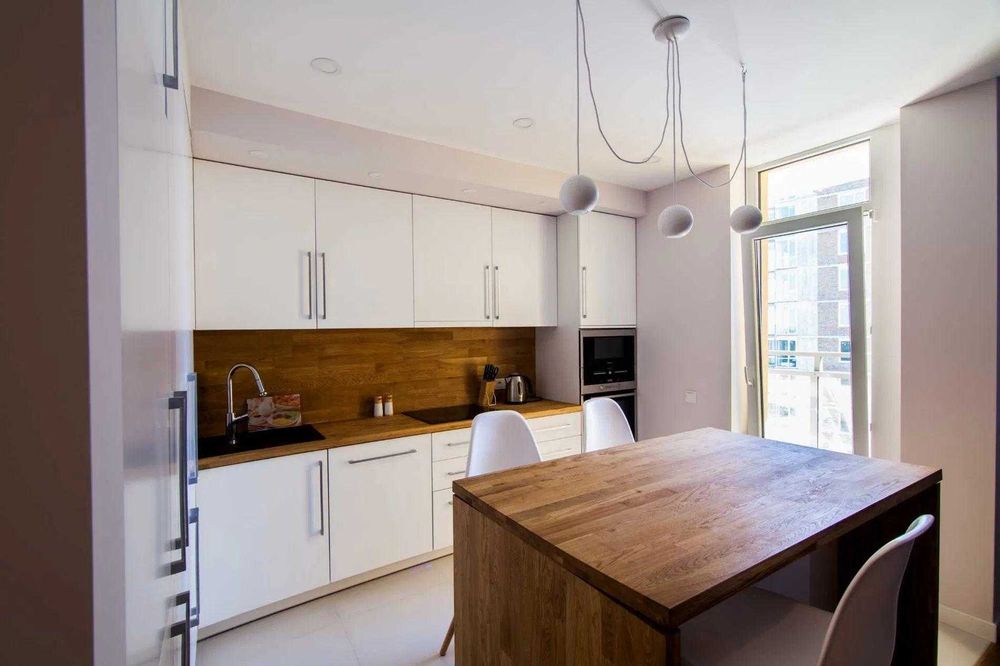 Продається 3-кімнатна квартира в ЖК «Відпочинок»