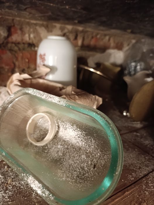 Віддам плитку,плафони,скло даром.Самовивоз.