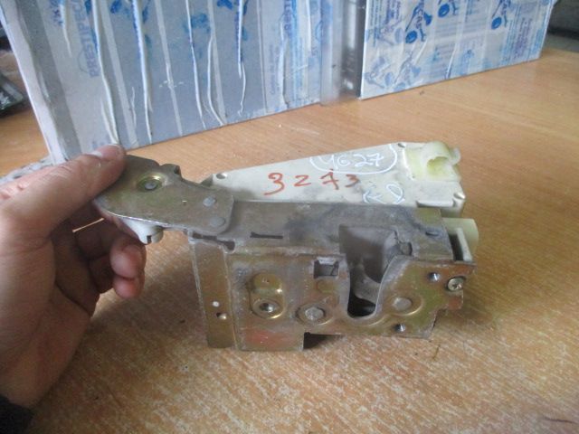 Fecho 91AG220A20BA FORD ESCORT 2000 1.6 90CV 5P AZUL FD 4 PINOS