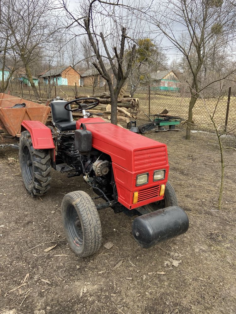 Міні трактор Сінтай180.