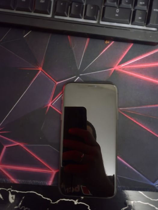 Продам iPhone 11 64gb