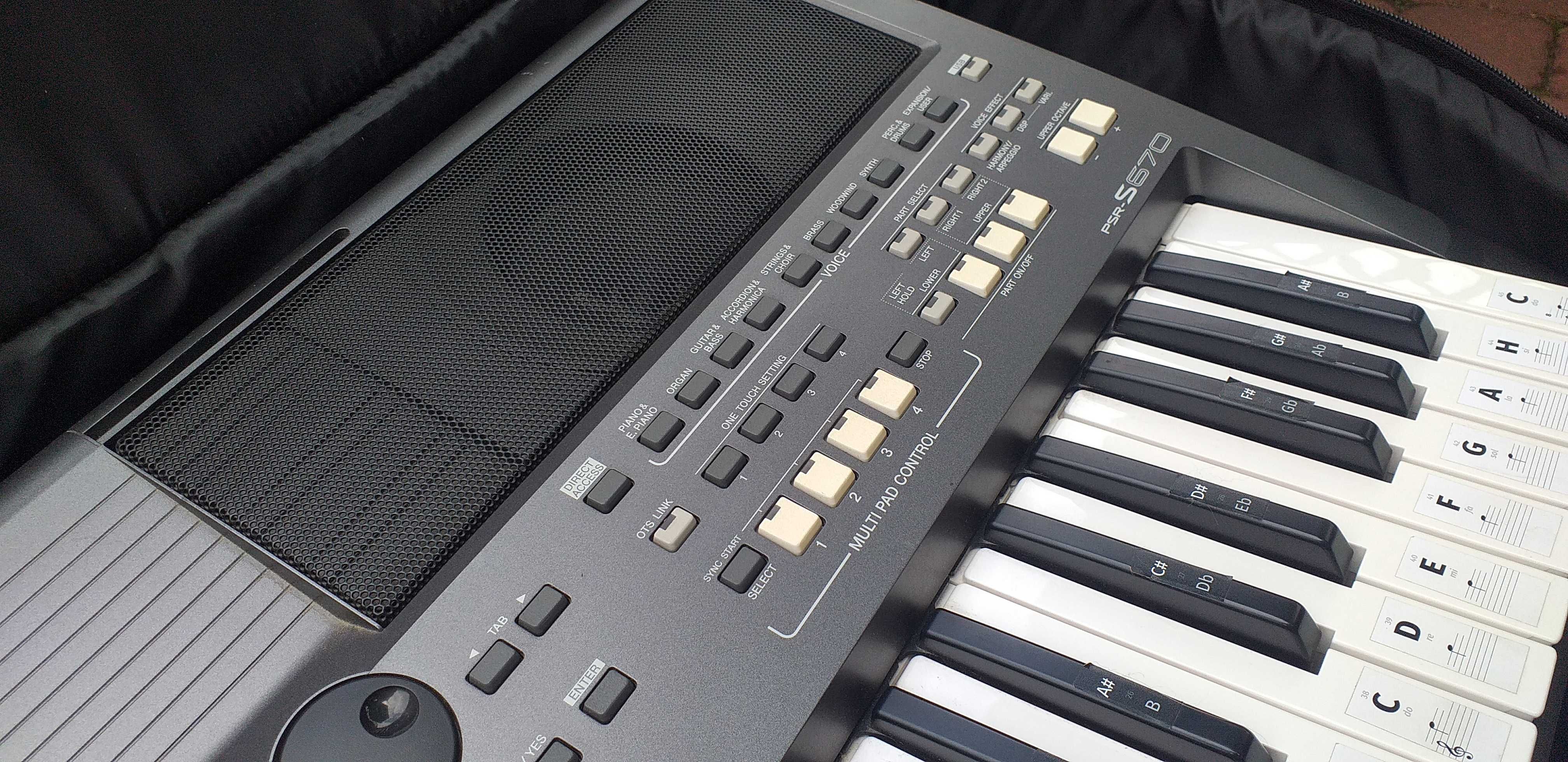 Yamaha psr s670 ..