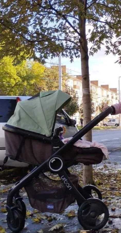 Продам коляску Chicco Urban