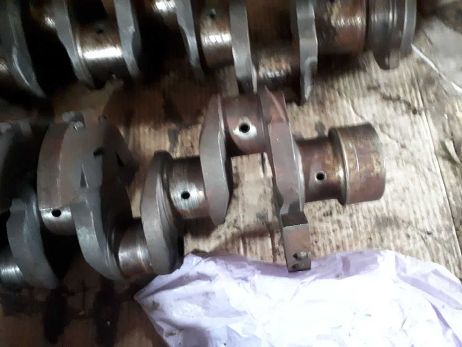 Колінвал Т-40 (Д-144)