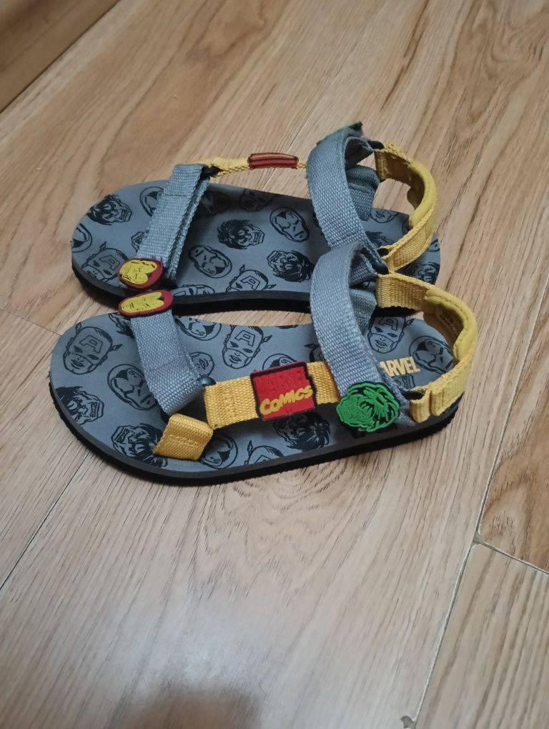 Sandały chłopięce