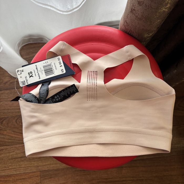 спортивний топ Reebok xs