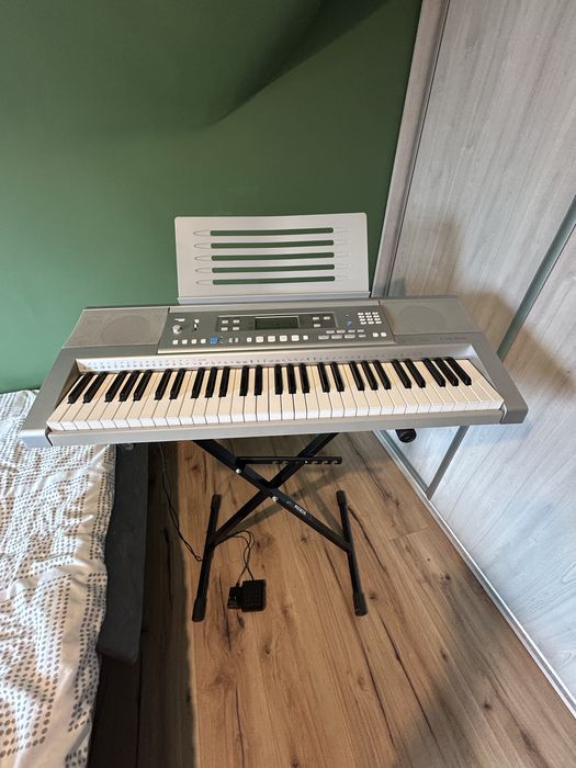 Casio CTK-810 fortepianowe, w cenie statyw i pedał