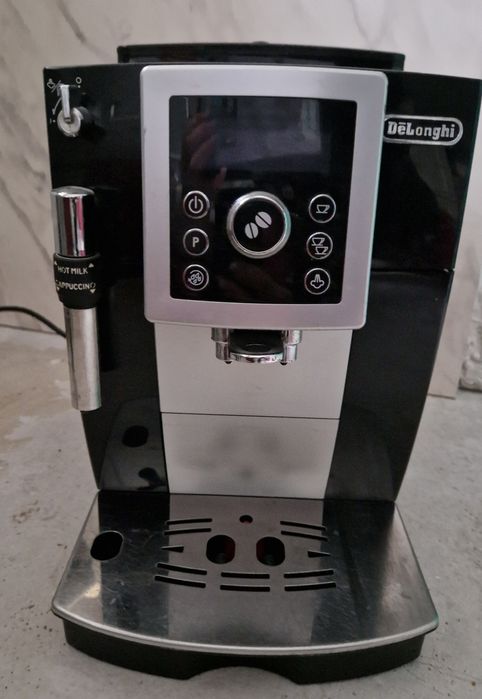 Ekspres do kawy DeLonghi ECAM 427.B