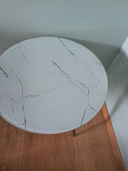 Sprzedam stolik okrągły