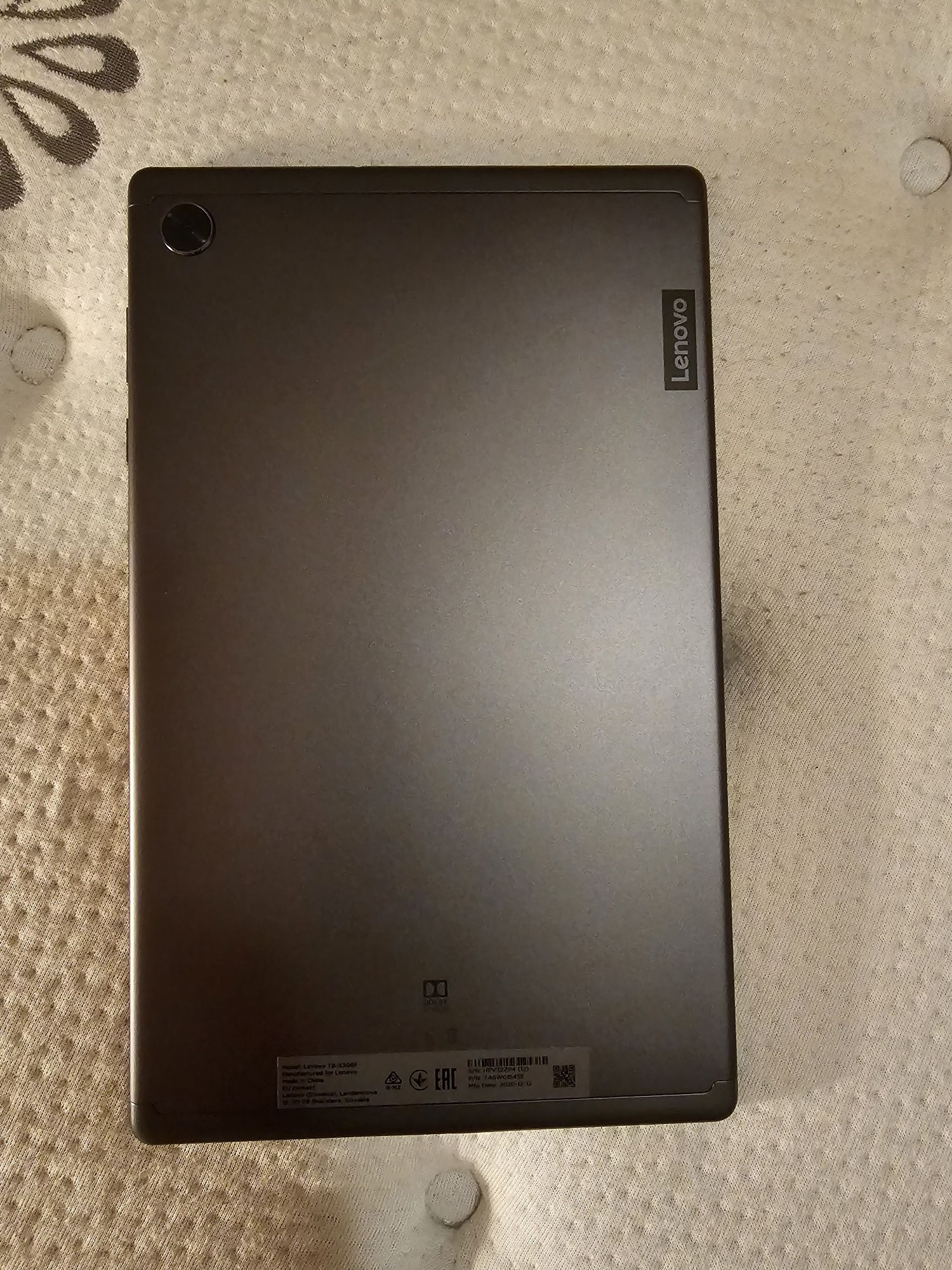 Lenovo TB-X306F Tablet