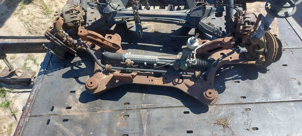 FORD TRANSIT zawieszenie przednie zwrotnica wahacz piasta zacisk sanki