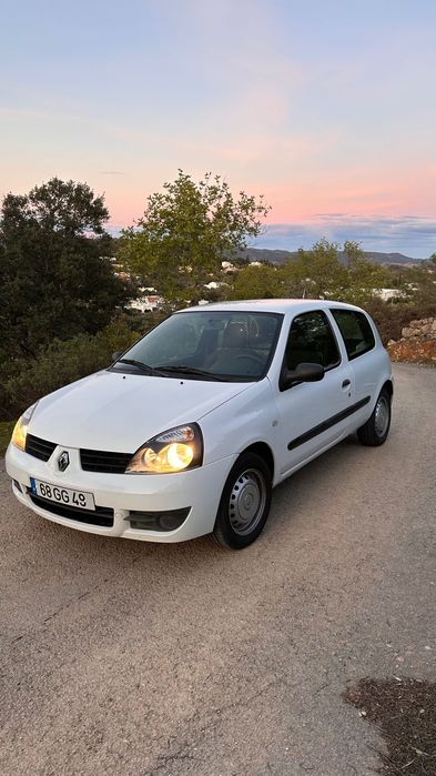 Renault clio comercial 1.5 tdci