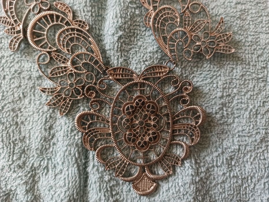 Naszyjnik ozdobny duży