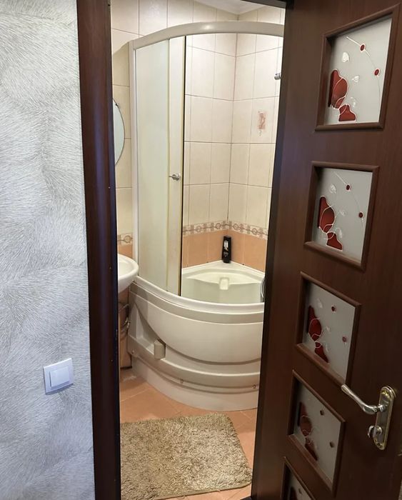 3К, ІНСТИТУТСЬКА, цегляний будинок, ЦІНА ШАРА