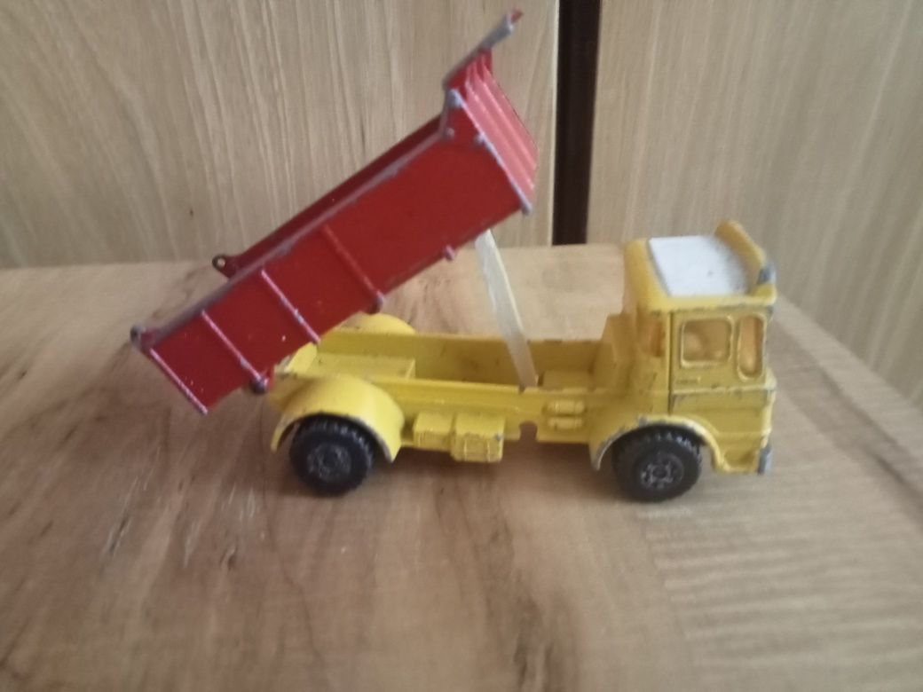 matchbox super kings k37/2  wywrotka.