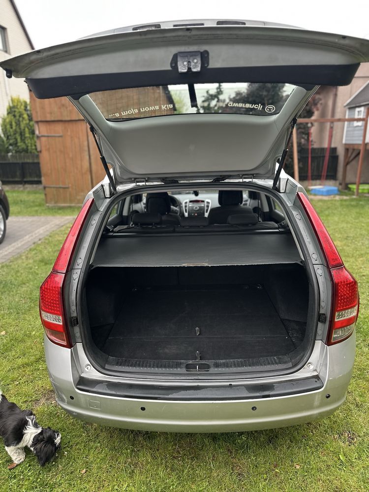 Kia Ceed 1.6 crdi. 92 km