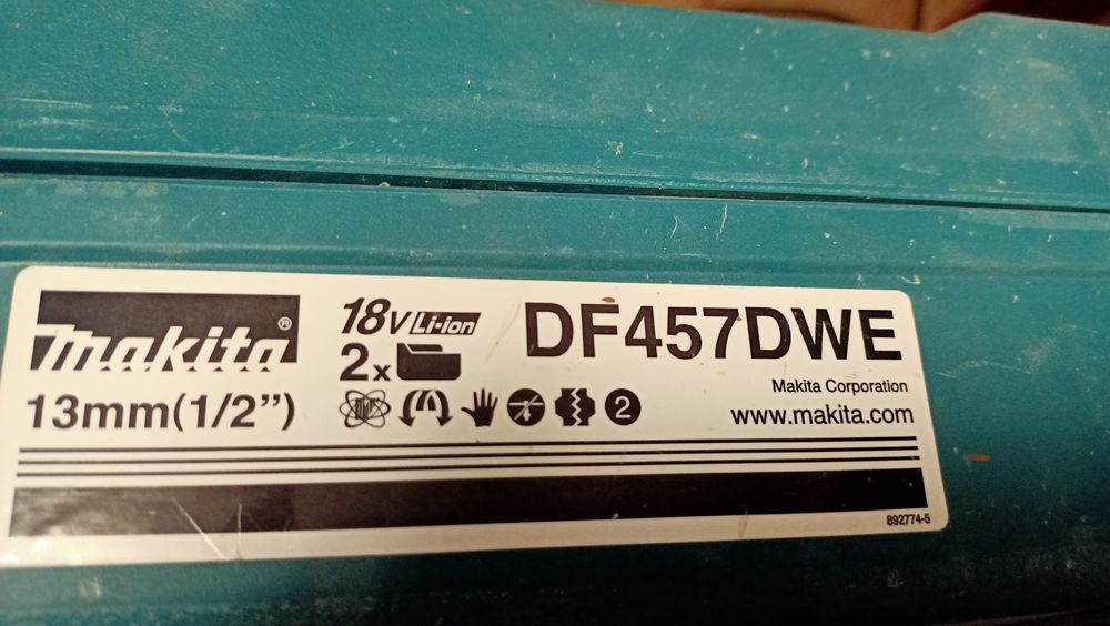 Wiertarka wkrętarka udarowa Makita DF457DWE