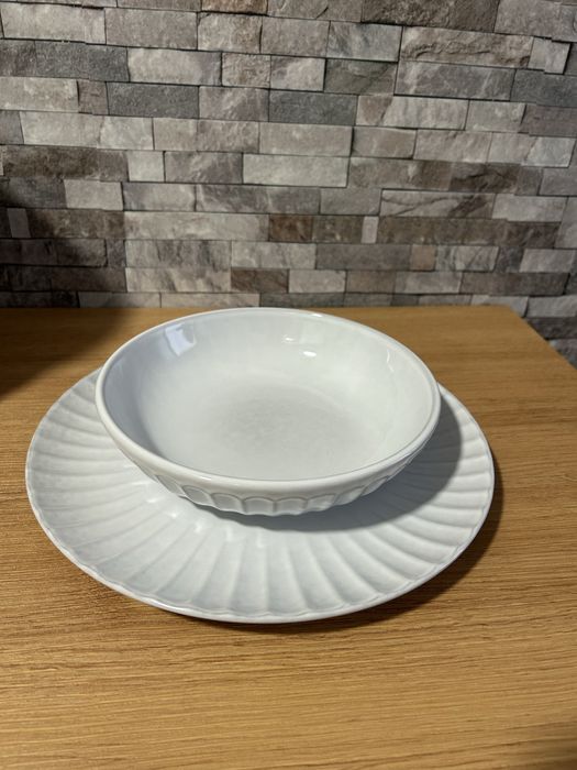 Conjunto 24 pratos em cerâmica