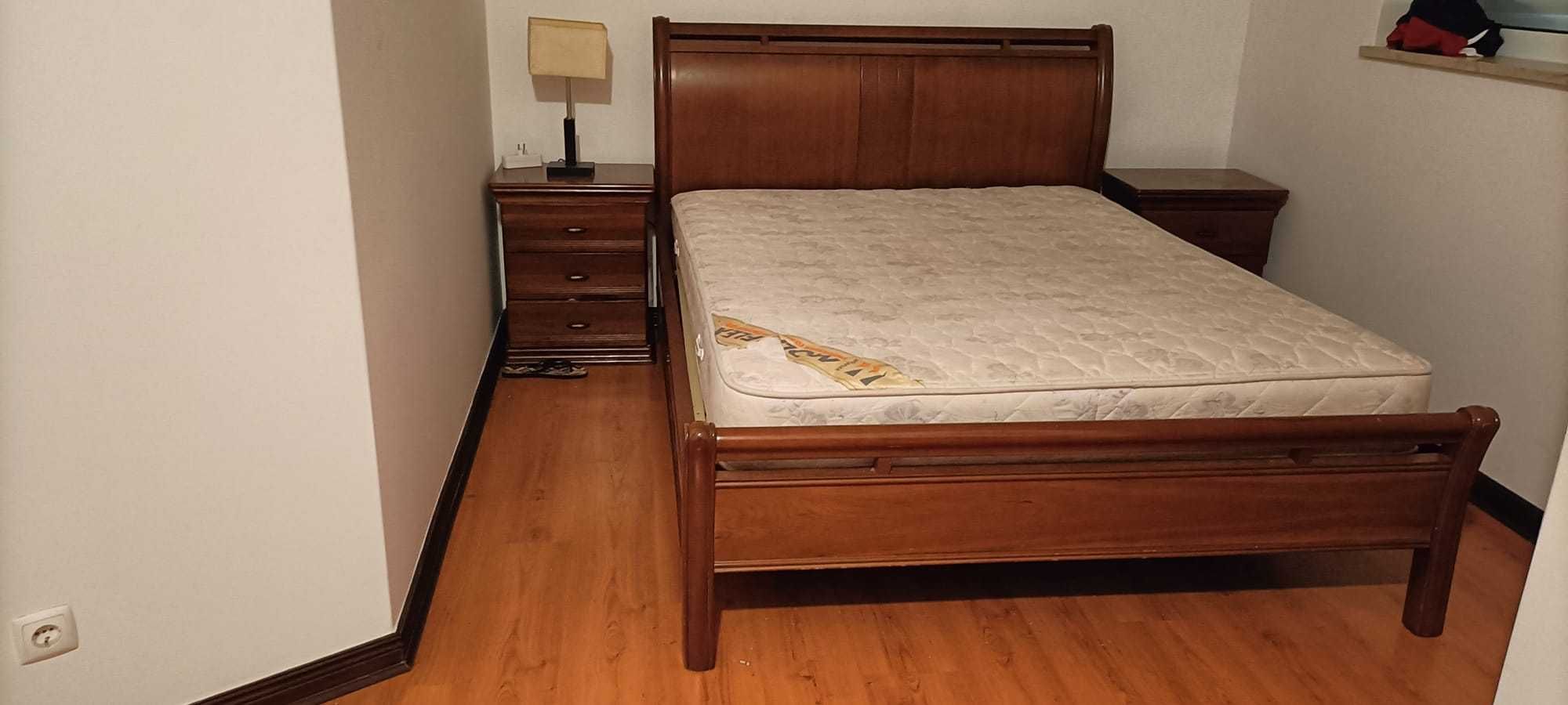 Quarto completo em cerejeira
