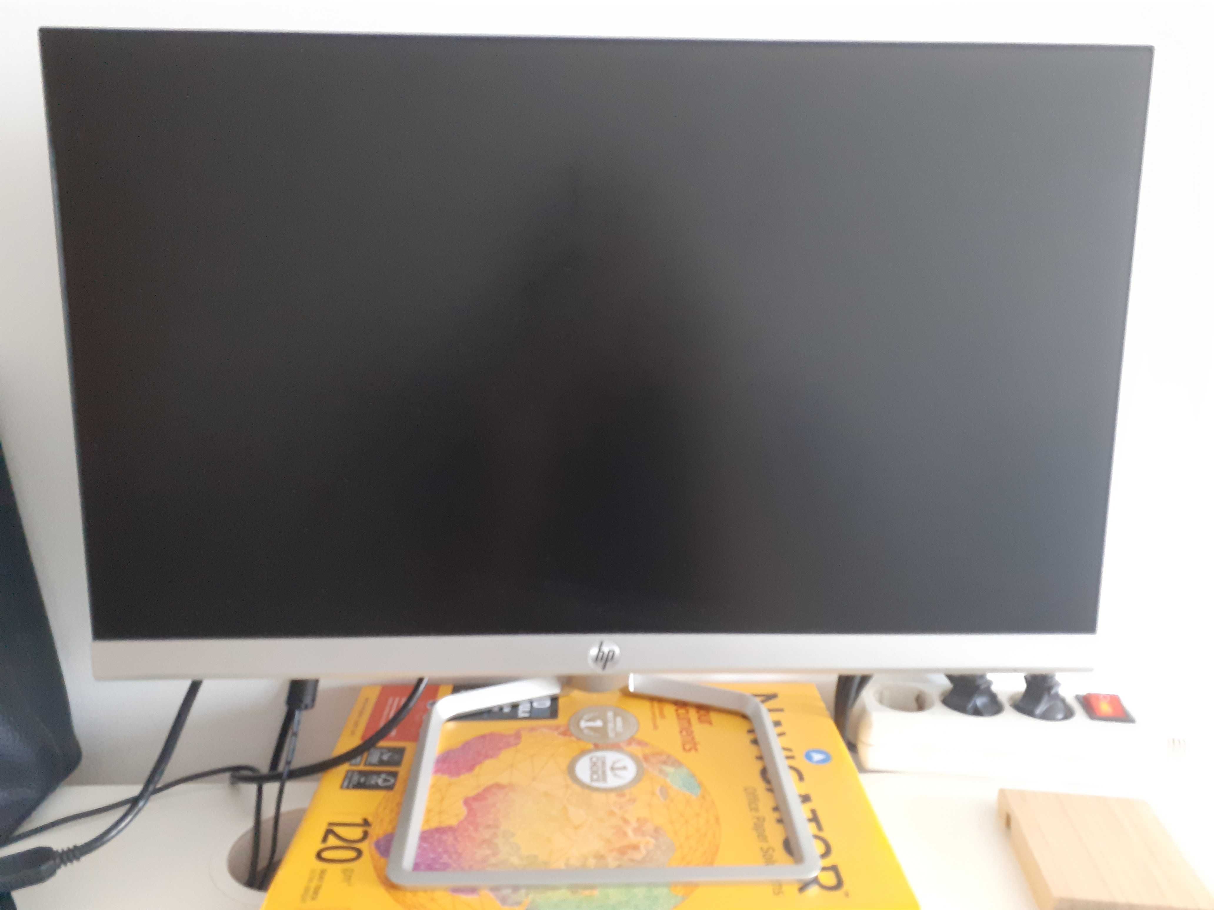 Monitor HP 22F (21.5'' - Full HD - LED IPS)