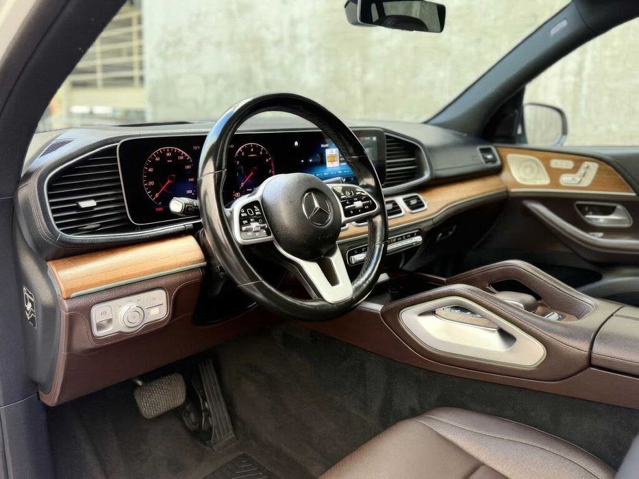 Mercedes-Benz GLS 450 4MATIC      2021