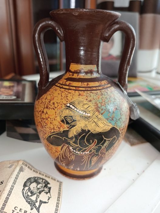 Mały wazonik grecki ręcznie malowany