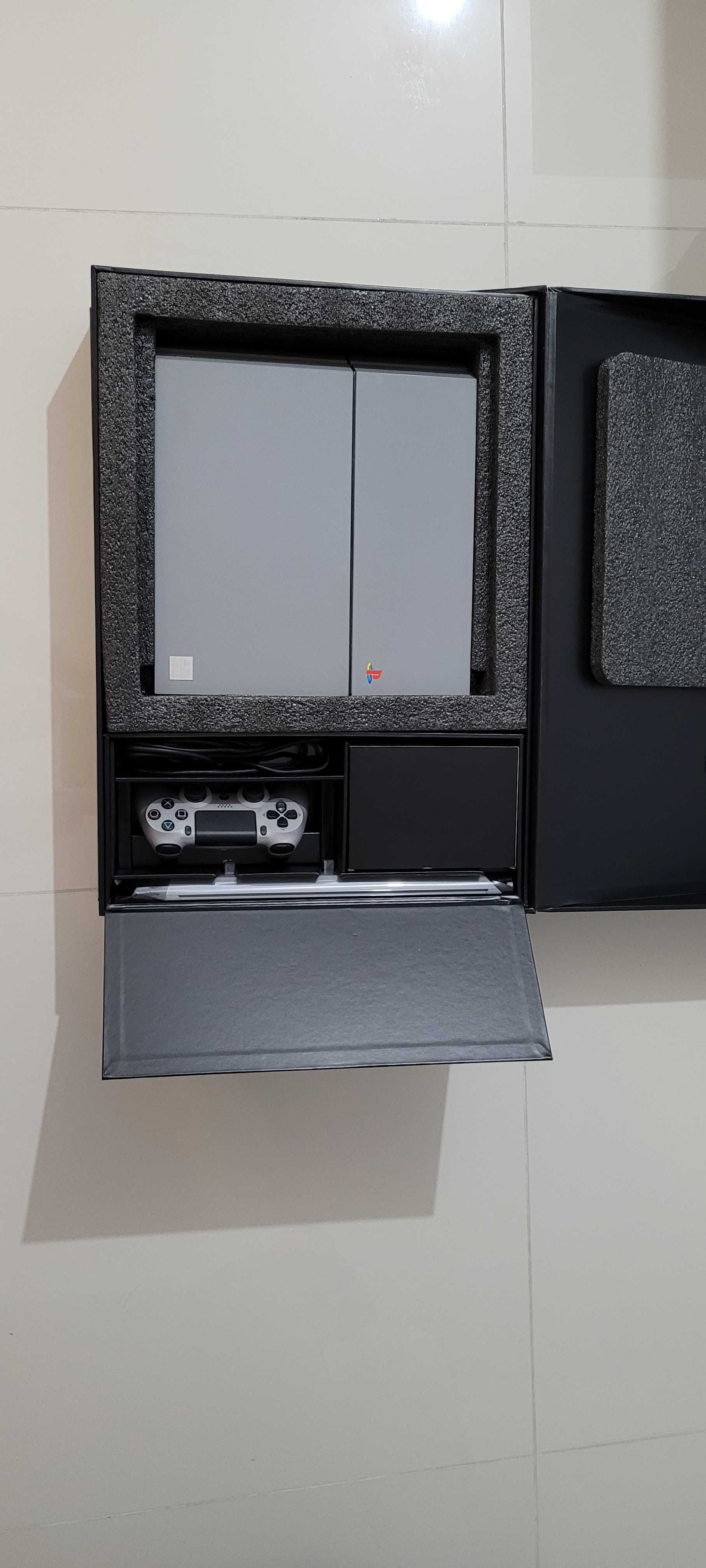 PlayStation 4 wersja Limitowana na 20-lecie marki