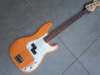 Fender  Precyzion  Orange .