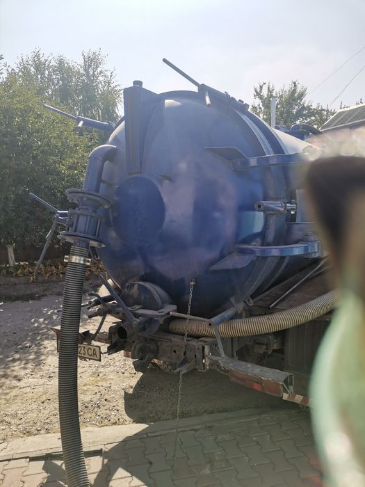 Чистка выгребных ям Чистка септиков чистка сливных ям Чистка ям илосос