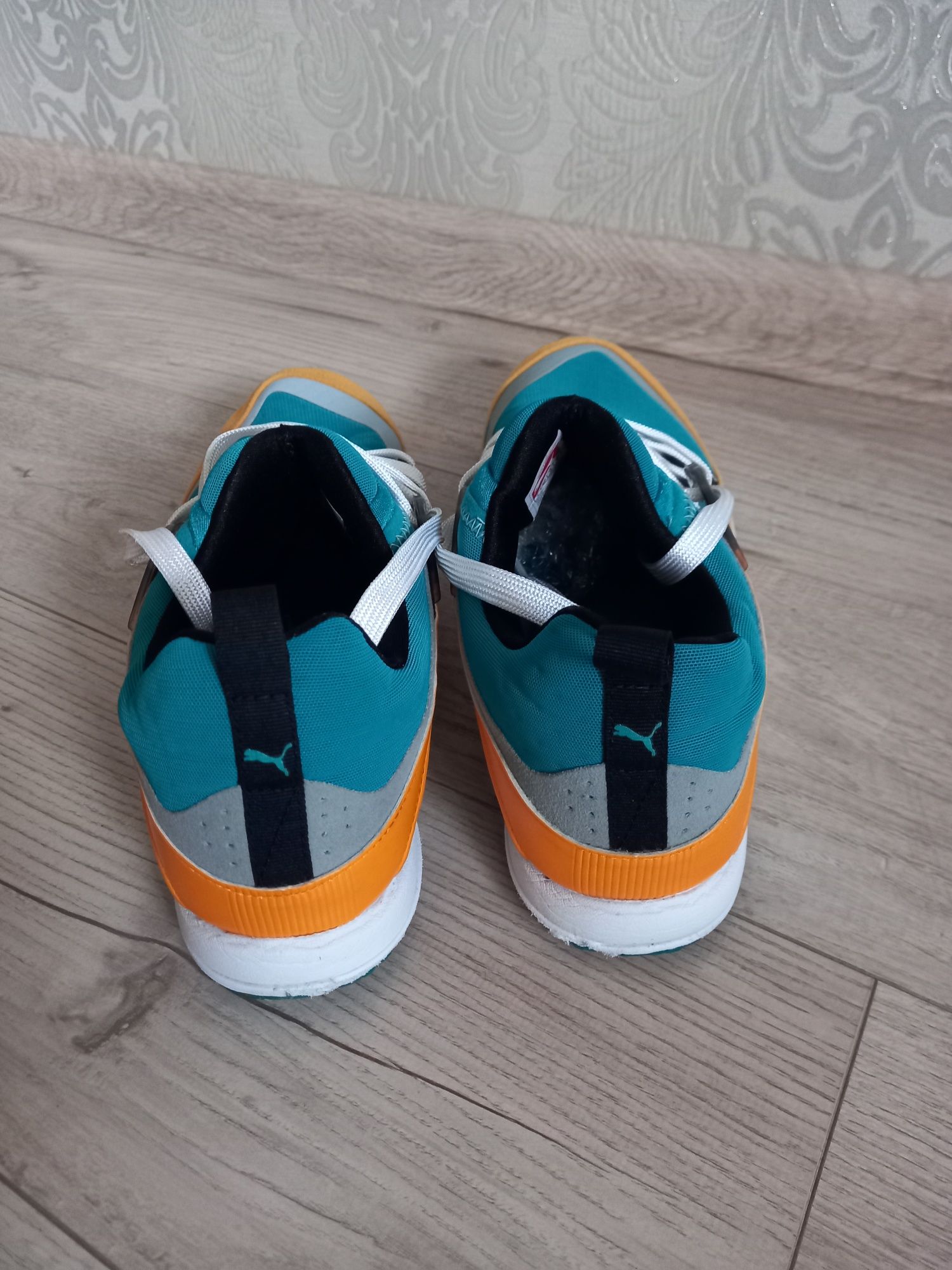 Продам кроссовки Puma.