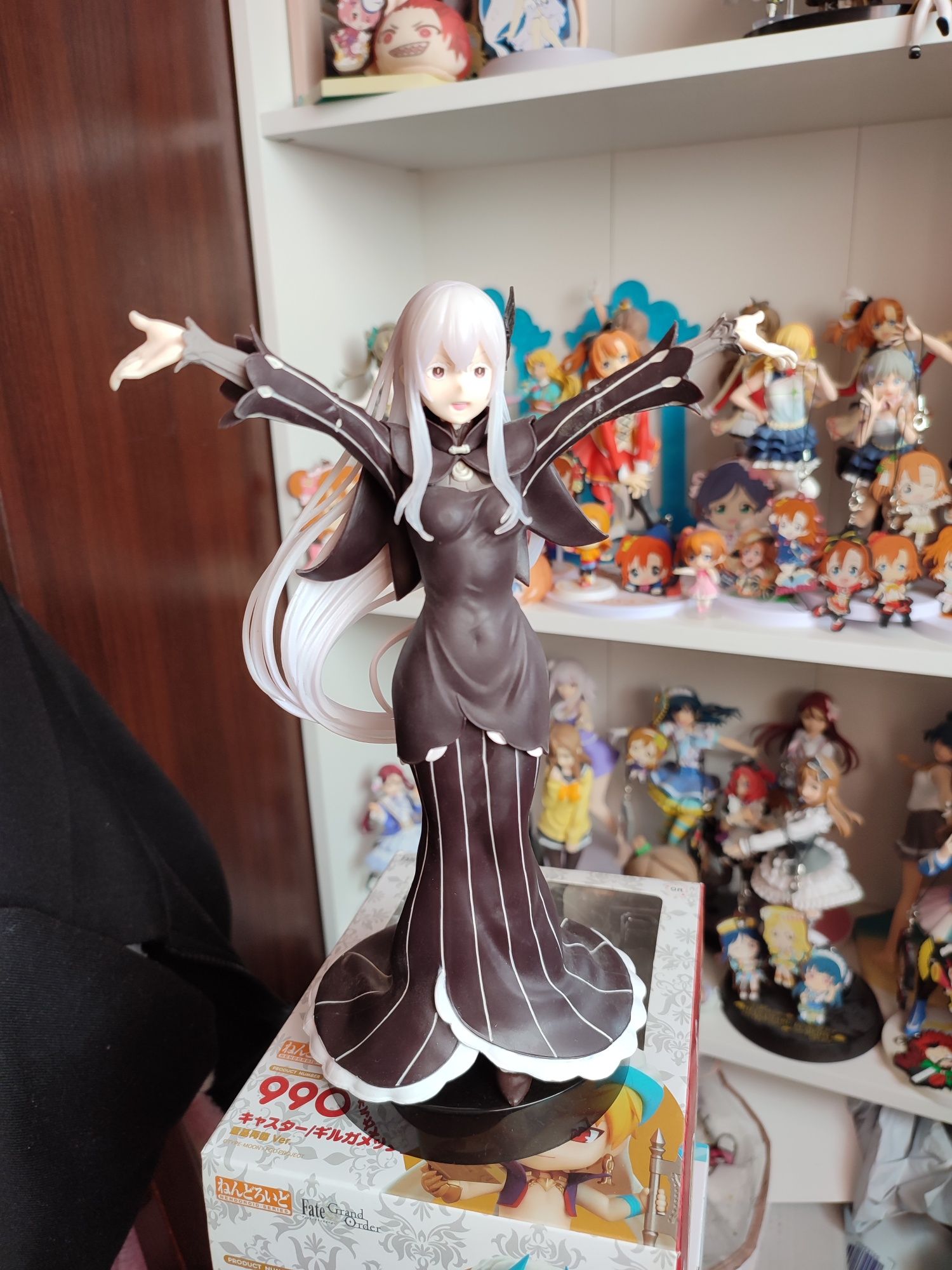 Figurka echidna re:zero anime manga