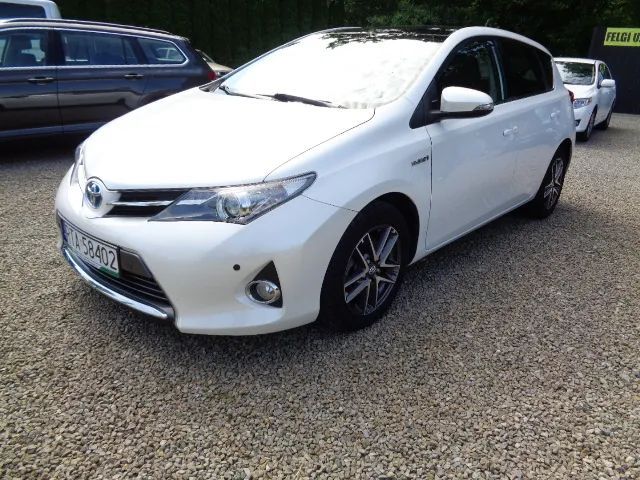 Toyota Auris 1,8 Hybryda Panorama Klimatr Navi Kamera bezwypad Niemcy