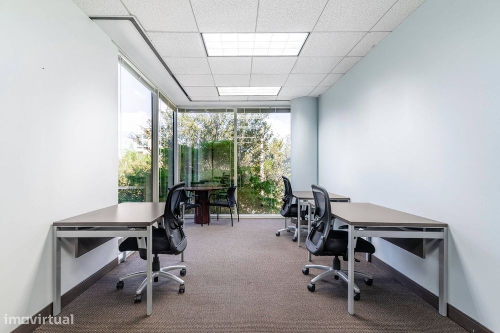 Espaço de escritório privativo para 3 pessoas em Lisbon, Alcantara