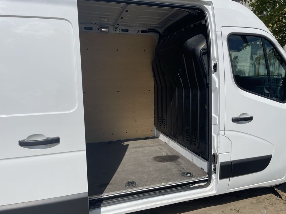 Продаж Renault Master L2H2