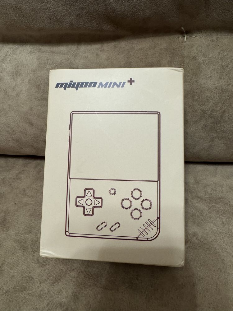 Konsola retro Miyoo mini plus