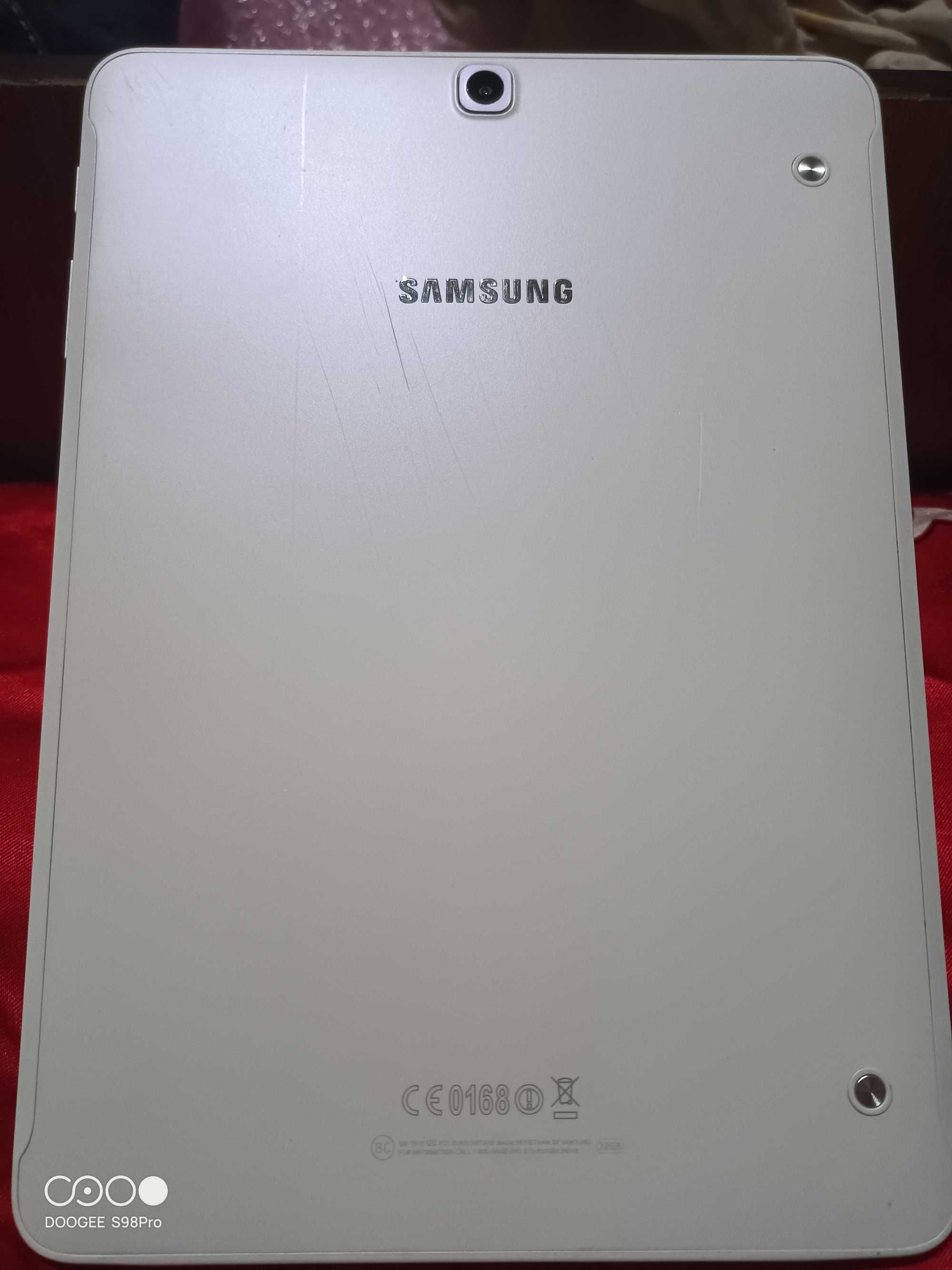 Планшет Samsung Galaxy Tab S2 9,7 3/32 gb