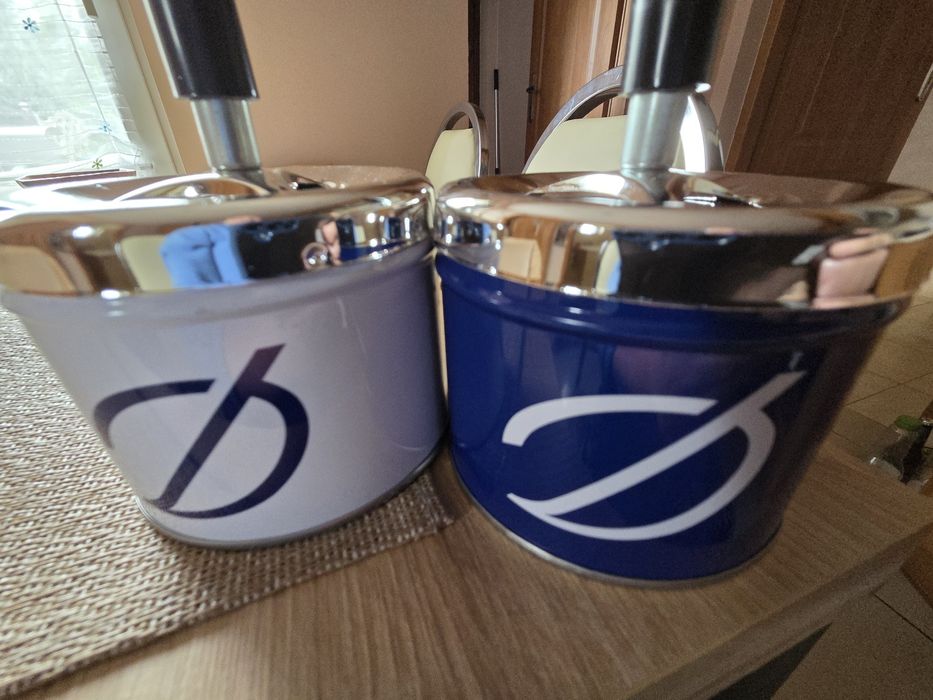 Popielniczki obrotowe zamykane Nowe! 10zł sztuka