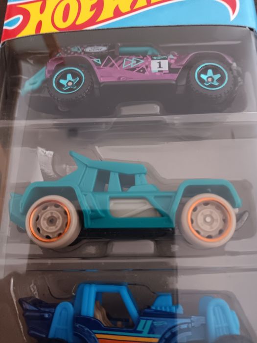 5 carros hotwheels