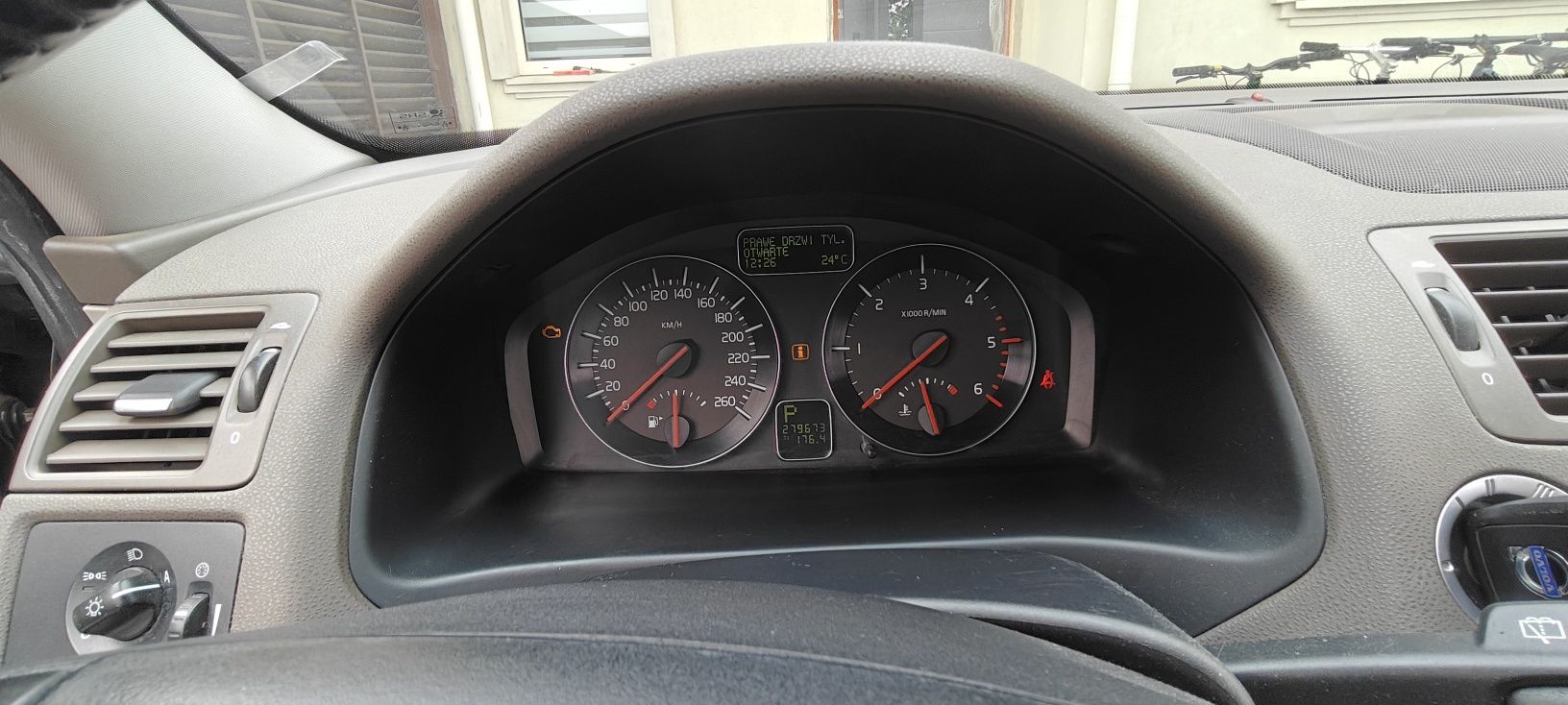 Volvo V50 D3 automat 2.0 TDI 2011